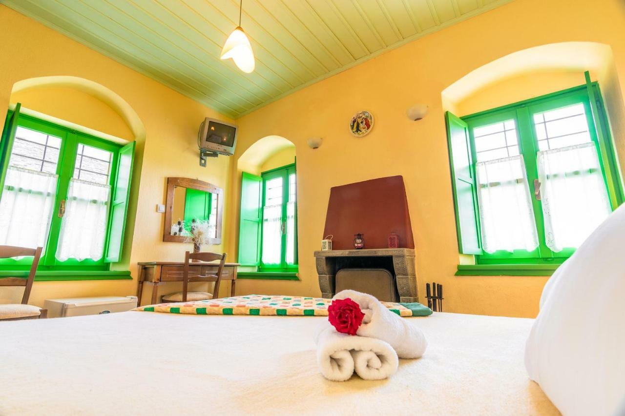 Morfeas Guesthouse Папингон Экстерьер фото